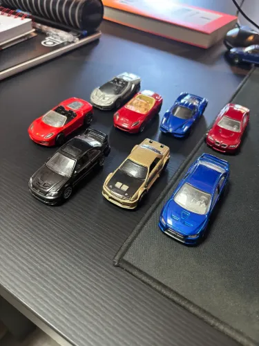 Kit com 8 Hotwheels de coleção