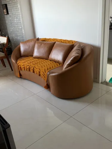 Sofá de couro 3 lugares caramelo