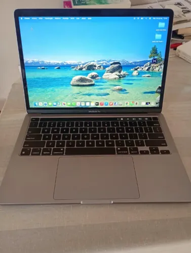 macbook M1 Pro 8GB RAM