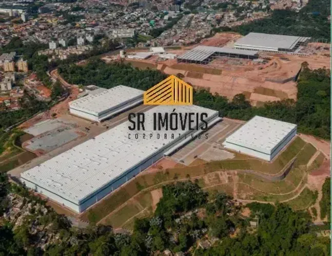 Galpão para alugar de 6000 metros quadrados em condomínio logístico em Taboão da Serra - S