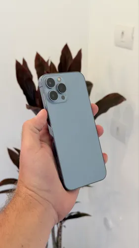 iPhone 13 Pro Max 128gb Azul, sem detalhes 