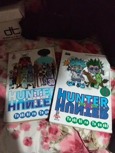 Dois mangás de HxH