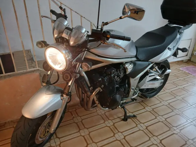 Bandit 1200 impecável original baixo km