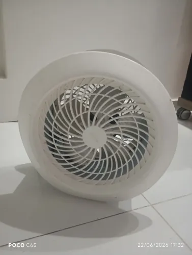 Vendo um exaustor de parede semi novo