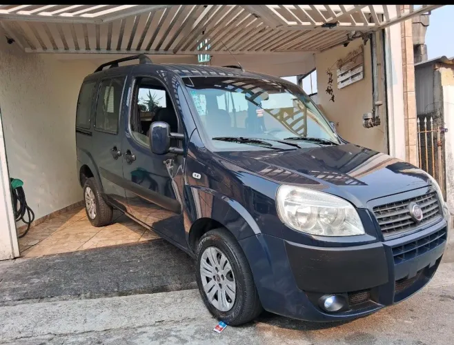 Fiat Doblo ELX 1.4 MPI Fire Flex 8V 4P 2011