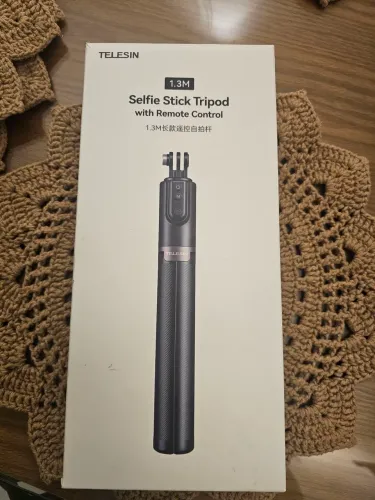 Pau de selfie e trip Telesin Selfie Stick Tripod with Remote Control