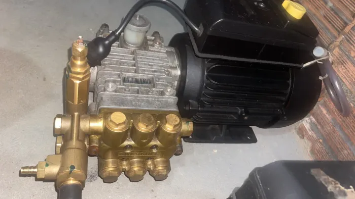 Bomba industrial 7,5 Cv de lava jatos
