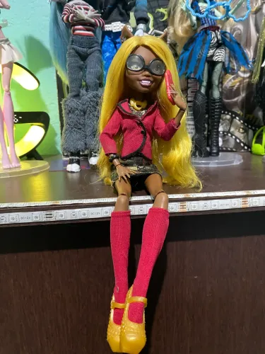 Monster High Clawdia Wolf
