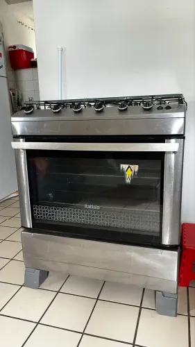 Vendo ou Troco fogão Itatiaia 5 bocas 