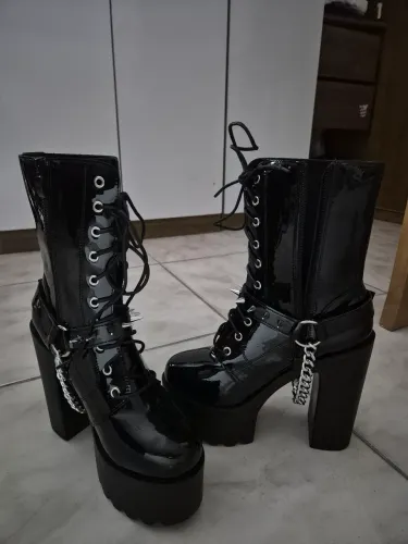 Bota / coturno preto feminino tamanho 39