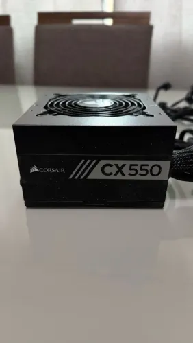 Fonte Corsair CX550 