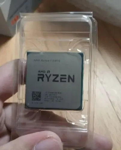Ryzen 3 2200g
