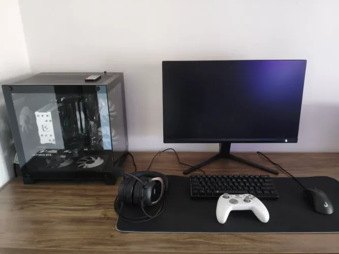 PC gamer Ryzen 7 5700x RTX 5060