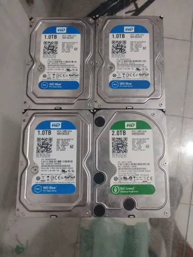 Vendo 4 HD para camara de vídeo.