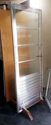 Porta em Alumínio e Vidro Sala Lado Direito 210 X 80