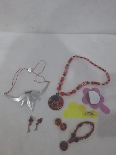 Lote de acessórios de brinquedo Ladybug original