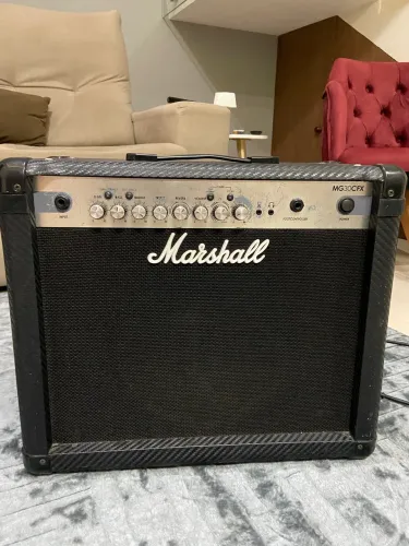 Amplificador de guitarra Marshall 