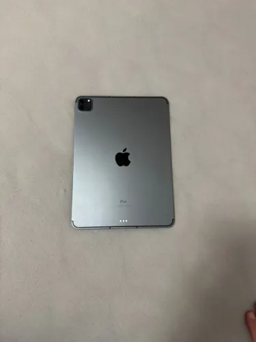 Vendo iPad 11 polegada terceiro geração 128 gb