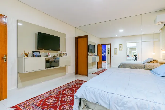 Alugo casa 4 quartos em Arniqueiras 