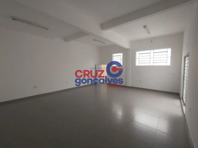 Salão Comercial para Alugar no Centro de Cordeirópolis