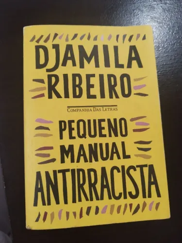 Livro Pequeno Manual Antirracista