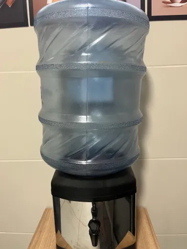 Suporte para garrafão de água mineral