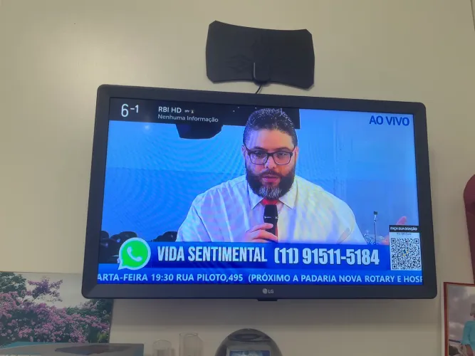 TV LG 24 polegada