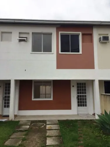 Casa em Condomínio à Venda em Vargem Pequena, Rio de Janeiro - RJ: 3 Quartos, 1 Suíte, Áre