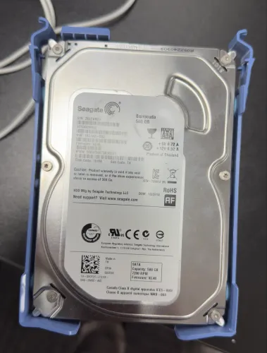 HD Seagate e Barracuda 1 TB e 500GB