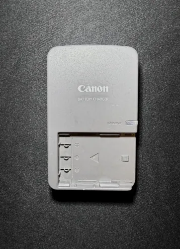 Carregador Original Canon CB-2LW para Baterias Canon