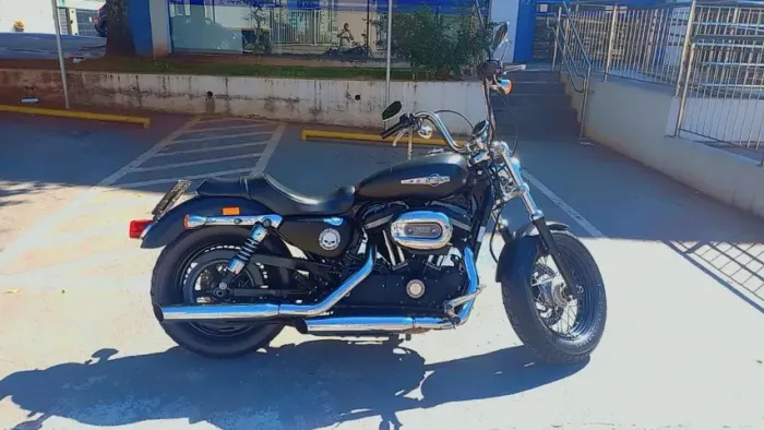 Harley-Davidson - Sportster - XL 1200 Custom 2014