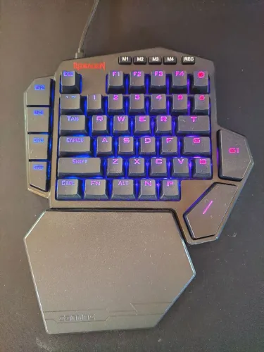 Redragon K585RGB DITI teclado mecanico + 104 teclas redragon A101