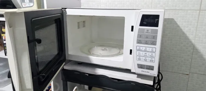 Micro-ondas pequeno