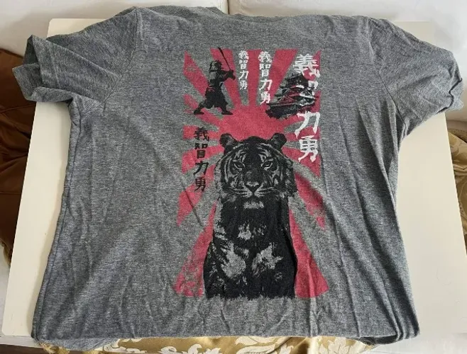 Camisa Cinza M Taco