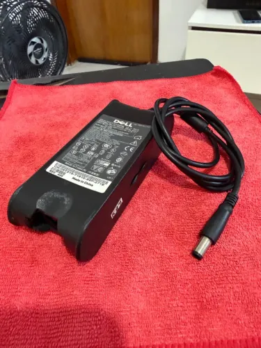 Fonte Carregador Original Dell 90W 19.5V 4.62A Modelo PA-1900-02D