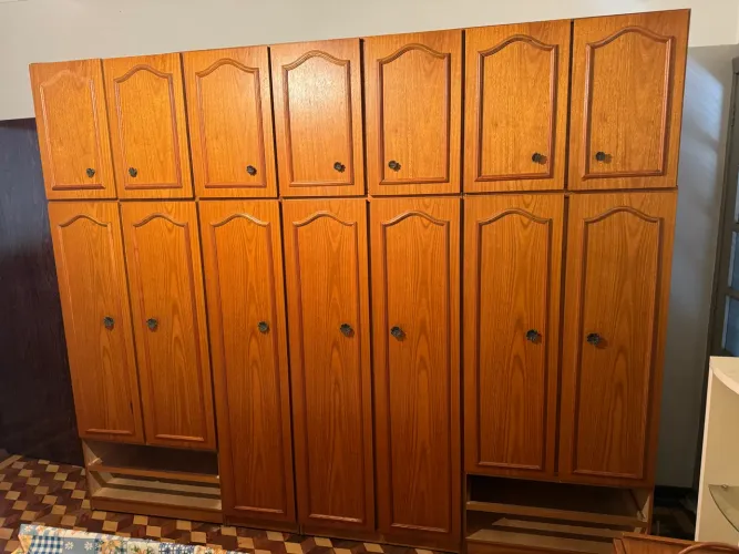 Armário modulado antigo