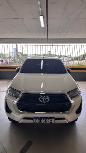 Toyota Hilux CD SRV 4X4 2.8 TDI Diesel Aut. 2023