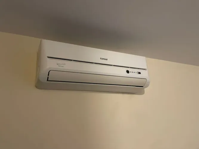 Ar condicionado 12 mil BTUs Quente e frio