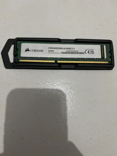 CORSAIR Memória RAM DDR3 1600mhz DESKTOP