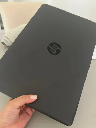 Hp 256r G9 i3 13th gen RAM 16GB 237 GB Estado impecavel