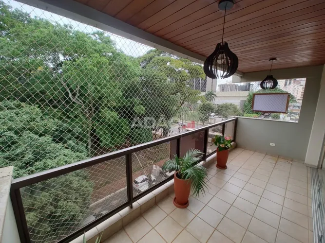 Apartamento no Setor Oeste | Em frente ao Bosque dos Buritis Apartamento com 3 Quarto(s) e