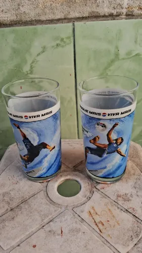 2 copos Pepsi Raridade futebol semi novo