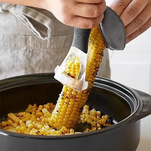 O cortador de grãos de milho da marca Pampered Chef