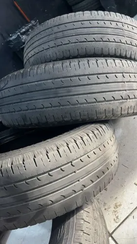 pneus 205/65-R16 Goodyear / Valor $125 cada no cartão tem juros da maquininha