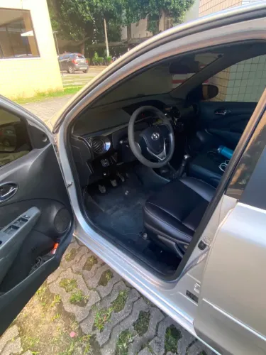 Toyota Etios X 1.3 Flex 16V 5P Mec. 2015
