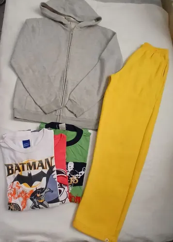 Lotinho de roupas TAM 12