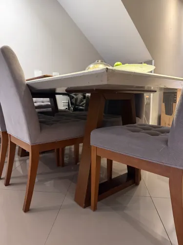 Mesa de jantar 8 lugares em vidro 