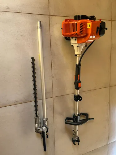 Roçadeira Multifuncional a Gasolina 2T 43CC 2HP FORTGPRO-FG9130
