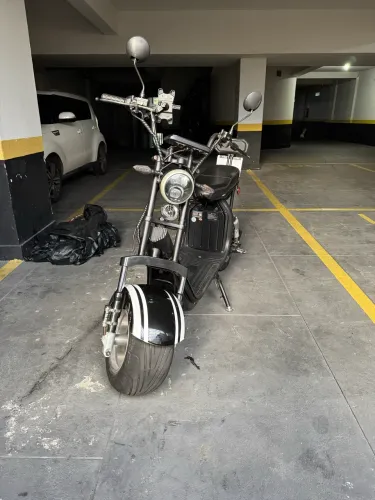 Scooter elétrica x11 (COM PROBLEMA NO ACELERADOR)