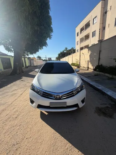 Toyota Corolla Altis 2.0 Flex 16V Aut. 2015
